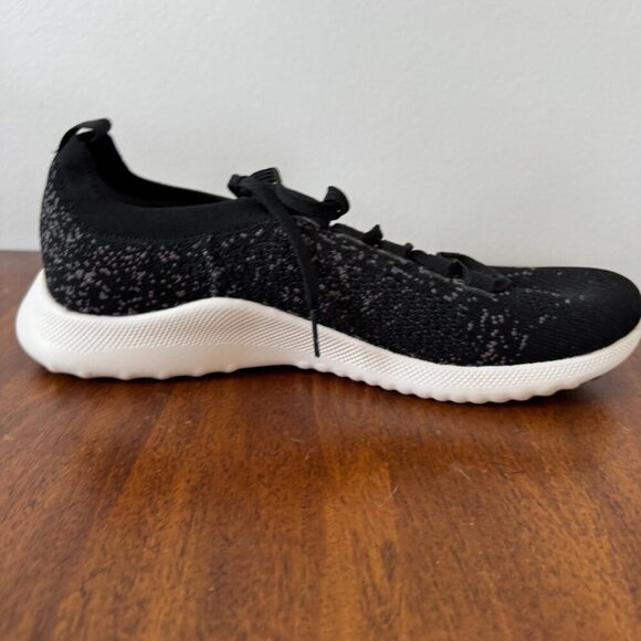 Aetrex Carly Knit Athletic Sneaker - Picture 3 of 9